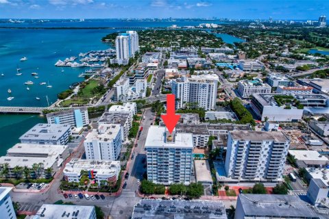 Condominio en venta en Miami Beach, Florida, 1 dormitorio, 66.7 m2 № 2090508 - foto 29