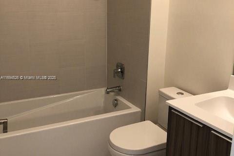 Townhouse in LANDMARK in Doral, Florida 3 bedrooms, 151.24 sq.m. № 1445426 - photo 9