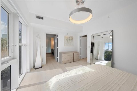 Condominio en venta en Miami, Florida, 3 dormitorios, 207.73 m2 № 1846214 - foto 24