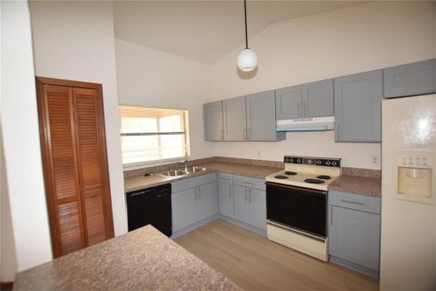 Villa ou maison à vendre à Deltona, Floride: 3 chambres, 116.59 m2 № 2198296 - photo 7
