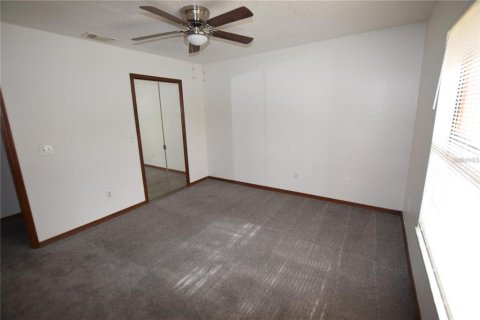 Villa ou maison à vendre à Deltona, Floride: 3 chambres, 116.59 m2 № 2198296 - photo 11