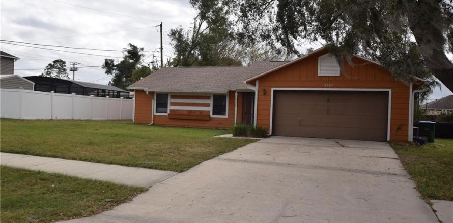 Villa ou maison à Deltona, Floride 3 chambres, 116.59 m2 № 2198296