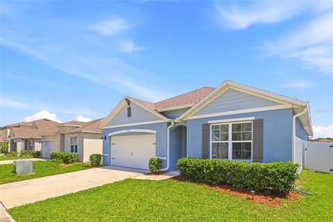 Villa ou maison à vendre à Saint Cloud, Floride: 4 chambres, 169.83 m2 № 2287467 - photo 2