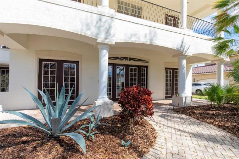 House in Orlando, Florida 5 bedrooms, 387.12 sq.m. № 1548874 - photo 7