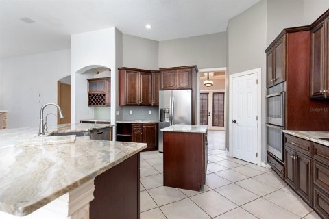 House in Orlando, Florida 5 bedrooms, 387.12 sq.m. № 1548874 - photo 16