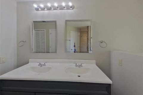Villa ou maison à louer à Plant City, Floride: 3 chambres, 222.97 m2 № 2117699 - photo 7