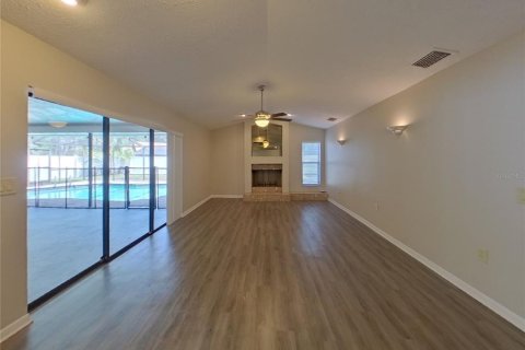 Villa ou maison à louer à Plant City, Floride: 3 chambres, 222.97 m2 № 2117699 - photo 3