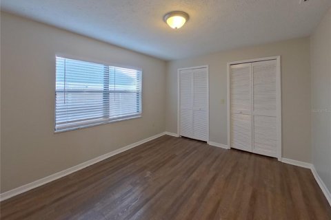 Villa ou maison à louer à Plant City, Floride: 3 chambres, 222.97 m2 № 2117699 - photo 10