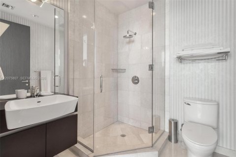 Condominio en alquiler en Miami, Florida, 2 dormitorios, 114.92 m2 № 2339902 - foto 21