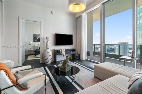 Condominio en alquiler en Miami, Florida, 2 dormitorios, 114.92 m2 № 2339902 - foto 30