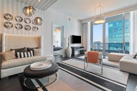 Condominio en alquiler en Miami, Florida, 2 dormitorios, 114.92 m2 № 2339902 - foto 27