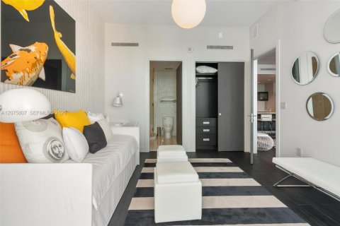 Condominio en alquiler en Miami, Florida, 2 dormitorios, 114.92 m2 № 2339902 - foto 29