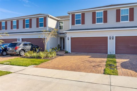 Touwnhouse à vendre à Kissimmee, Floride: 4 chambres, 174.28 m2 № 1438936 - photo 3