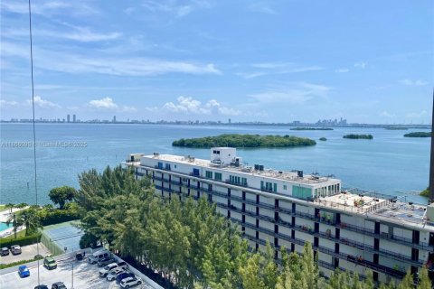 Condominio en venta en Miami, Florida, 2 dormitorios, 114.18 m2 № 1979246 - foto 3