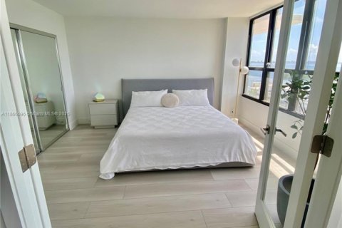 Condominio en venta en Miami, Florida, 2 dormitorios, 114.18 m2 № 1979246 - foto 17