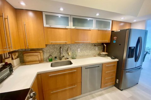 Condominio en venta en Miami, Florida, 2 dormitorios, 114.18 m2 № 1979246 - foto 6