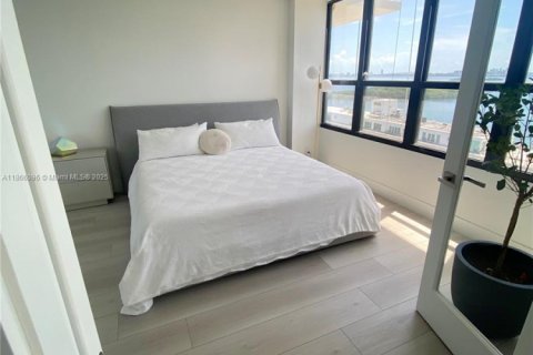 Condominio en venta en Miami, Florida, 2 dormitorios, 114.18 m2 № 1979246 - foto 16