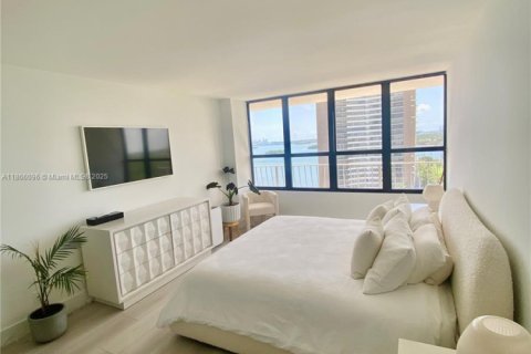 Condominio en venta en Miami, Florida, 2 dormitorios, 114.18 m2 № 1979246 - foto 12
