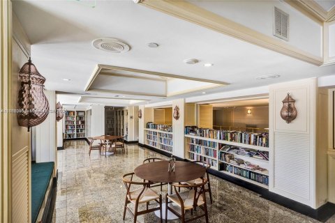 Condominio en venta en Miami, Florida, 2 dormitorios, 114.18 m2 № 1979246 - foto 23