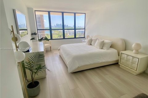 Condominio en venta en Miami, Florida, 2 dormitorios, 114.18 m2 № 1979246 - foto 11