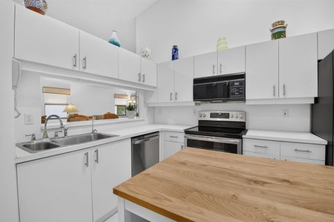 Touwnhouse à vendre à Boynton Beach, Floride: 3 chambres, 152.36 m2 № 2182053 - photo 16