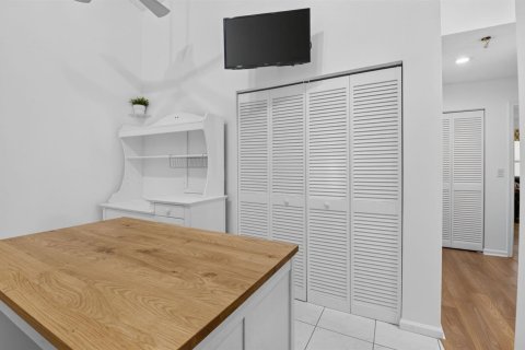 Touwnhouse à vendre à Boynton Beach, Floride: 3 chambres, 152.36 m2 № 2182053 - photo 19