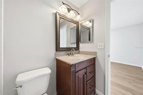 Townhouse in Winter Park, Florida 3 bedrooms, 106.93 sq.m. № 2100118 - photo 17