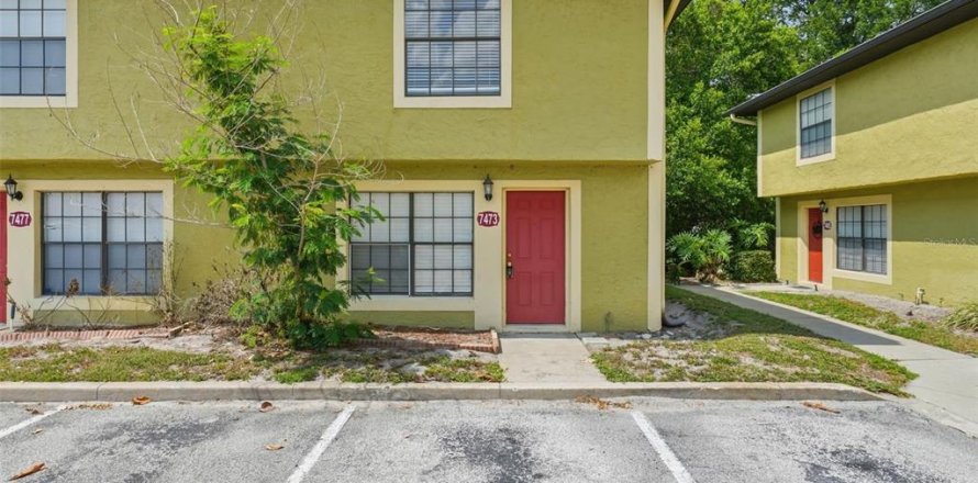 Townhouse in Winter Park, Florida 3 bedrooms, 106.93 sq.m. № 2100118