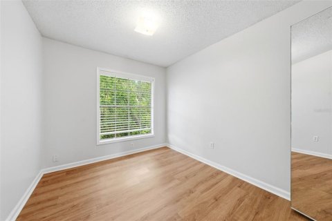 Townhouse in Winter Park, Florida 3 bedrooms, 106.93 sq.m. № 2100118 - photo 21