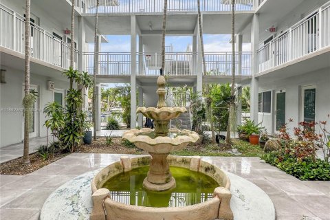 Condominio en alquiler en North Miami, Florida, 1 dormitorio, 65.96 m2 № 1890828 - foto 18