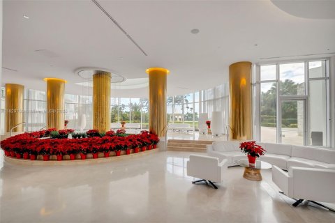 Condo in Miami Beach, Florida, 2 bedrooms  № 1804549 - photo 17