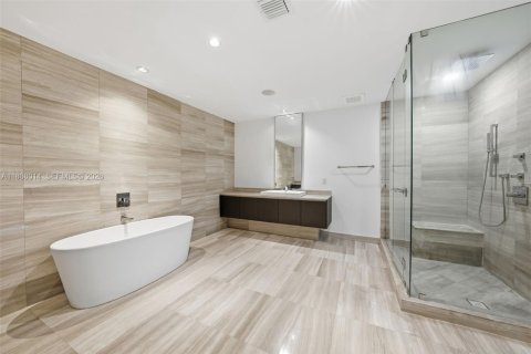 Condo in Aventura, Florida, 3 bedrooms  № 1745660 - photo 14