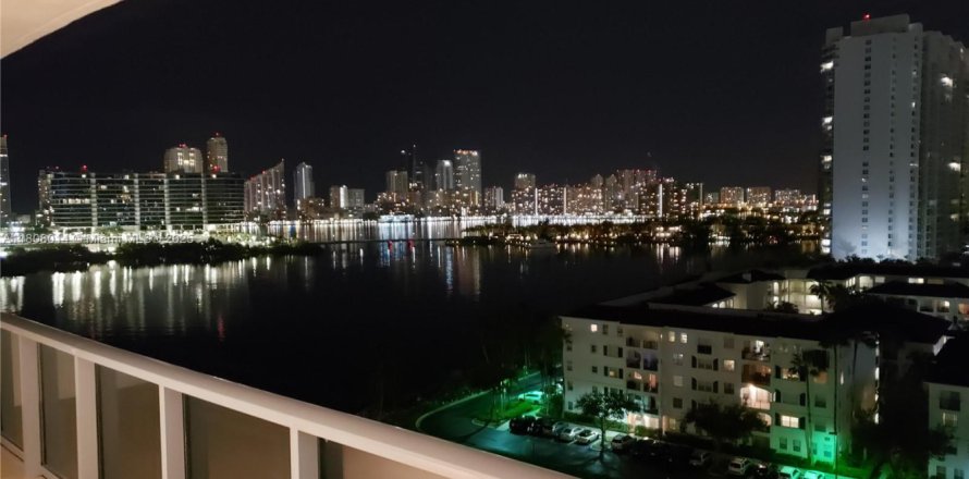 Condo in Aventura, Florida, 3 bedrooms  № 1745660