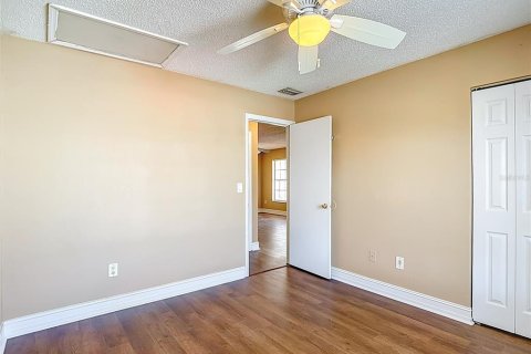 Copropriété à vendre à Land O' Lakes, Floride: 2 chambres, 74.32 m2 № 2092536 - photo 13