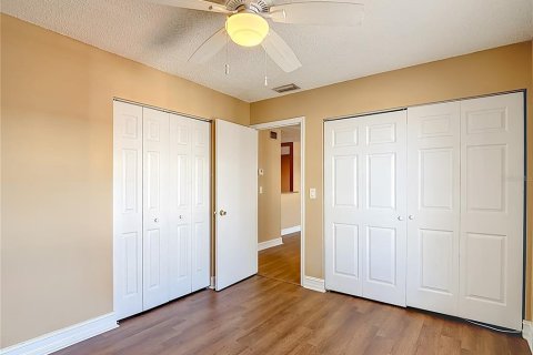 Copropriété à vendre à Land O' Lakes, Floride: 2 chambres, 74.32 m2 № 2092536 - photo 11