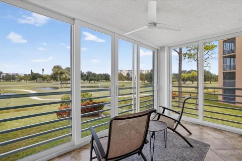 Copropriété à vendre à Bradenton, Floride: 2 chambres, 129.69 m2 № 2406977 - photo 4