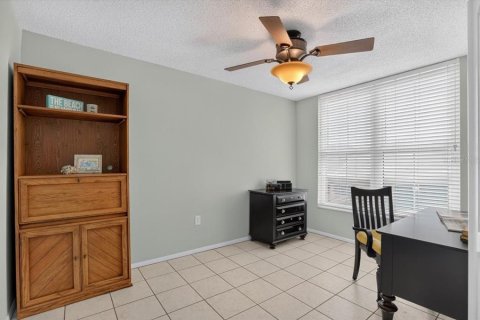 Copropriété à vendre à Bradenton, Floride: 2 chambres, 129.69 m2 № 2406977 - photo 20