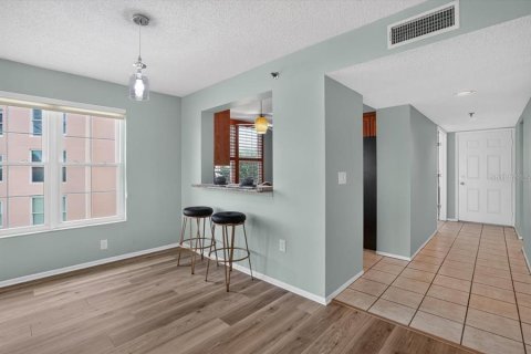 Copropriété à vendre à Bradenton, Floride: 2 chambres, 129.69 m2 № 2406977 - photo 13