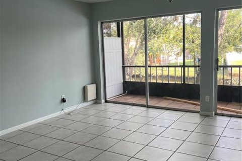 Touwnhouse à vendre à Tampa, Floride: 3 chambres, 141.21 m2 № 1906032 - photo 21