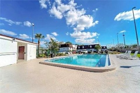 Touwnhouse à vendre à Tampa, Floride: 3 chambres, 141.21 m2 № 1906032 - photo 19