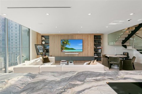 Condominio en venta en Miami, Florida, 2 dormitorios, 167.32 m2 № 1766357 - foto 4