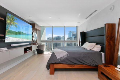 Condominio en venta en Miami, Florida, 2 dormitorios, 167.32 m2 № 1766357 - foto 16