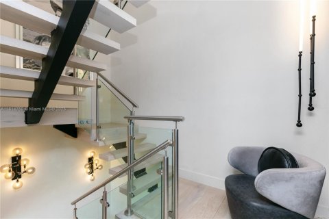 Condominio en venta en Miami, Florida, 2 dormitorios, 167.32 m2 № 1766357 - foto 14