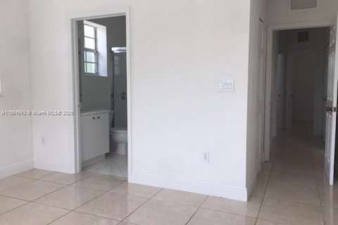 Condo in Homestead, Florida, 3 bedrooms  № 2052920 - photo 7