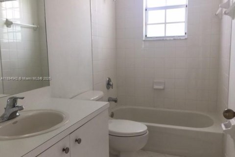 Condo in Homestead, Florida, 3 bedrooms  № 2052920 - photo 6