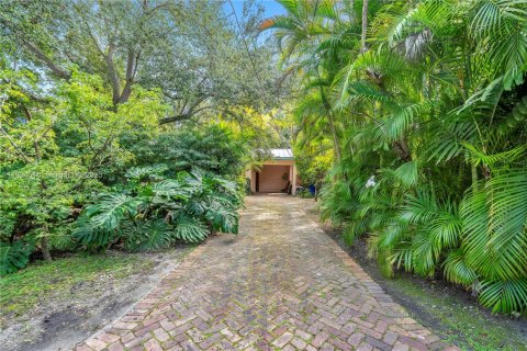 Casa en venta en Miami, Florida, 2 dormitorios, 98.38 m2 № 1993208 - foto 2