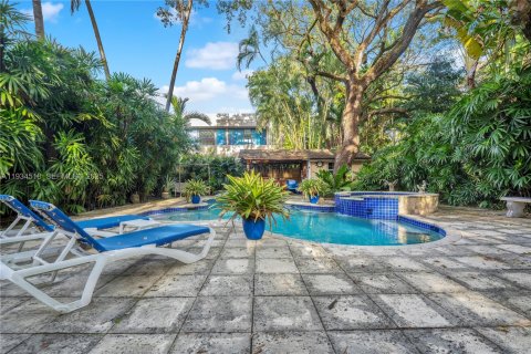Casa en venta en Miami, Florida, 2 dormitorios, 98.38 m2 № 1993208 - foto 22
