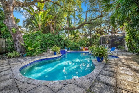 Casa en venta en Miami, Florida, 2 dormitorios, 98.38 m2 № 1993208 - foto 27