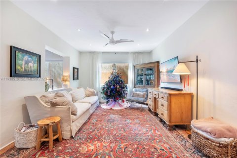 Casa en venta en Miami, Florida, 2 dormitorios, 98.38 m2 № 1993208 - foto 6