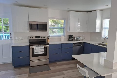 House in Tavernier, Florida 3 bedrooms, 154.87 sq.m. № 1700096 - photo 8